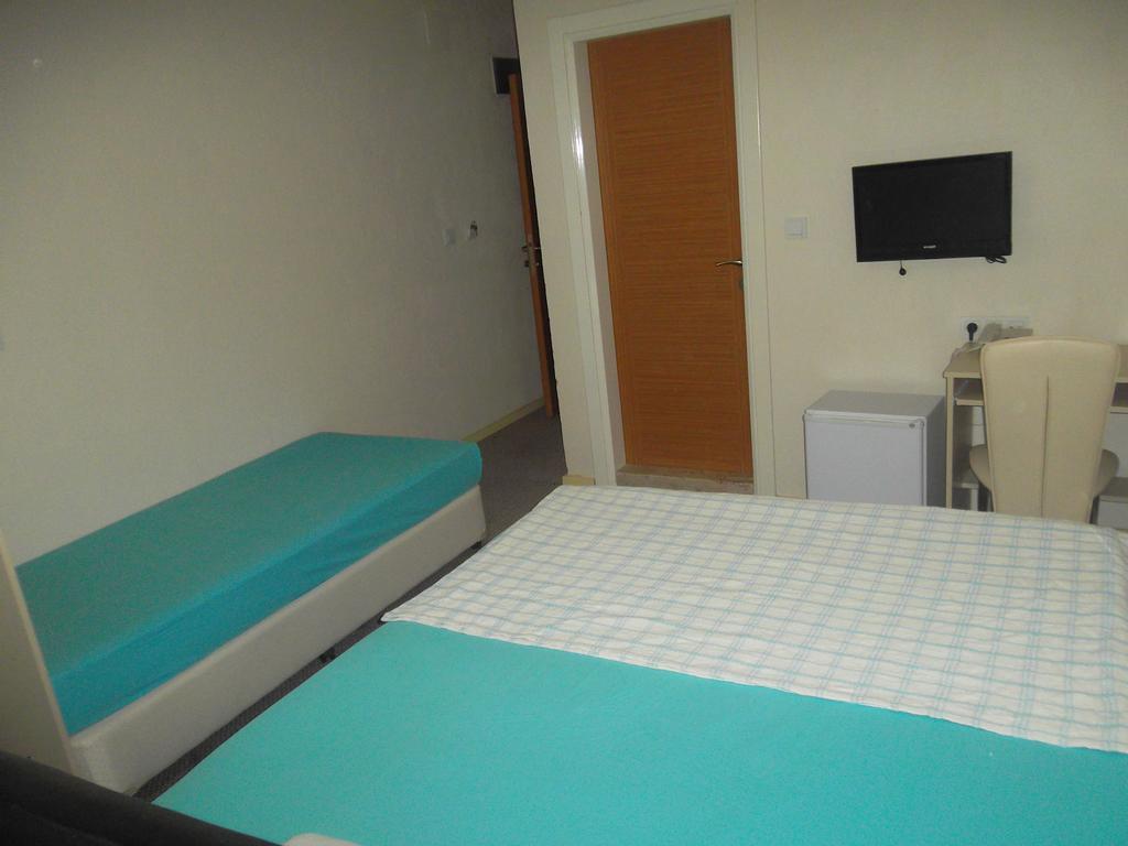 Konak Hotel Mut Exteriér fotografie