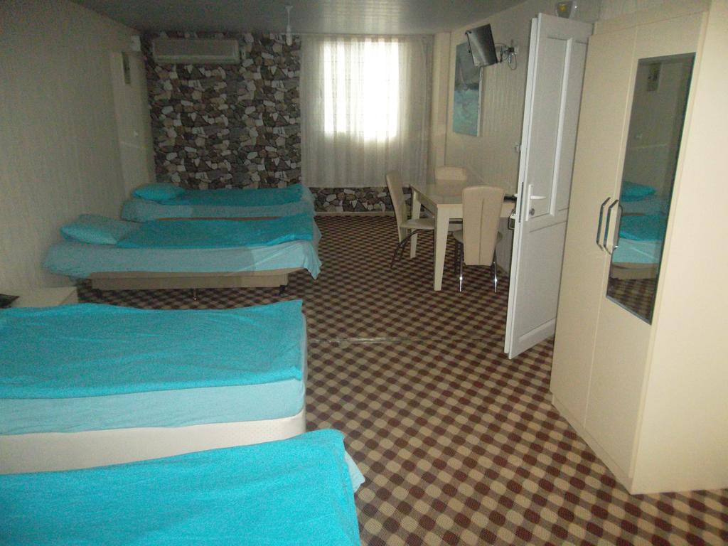 Konak Hotel Mut Exteriér fotografie