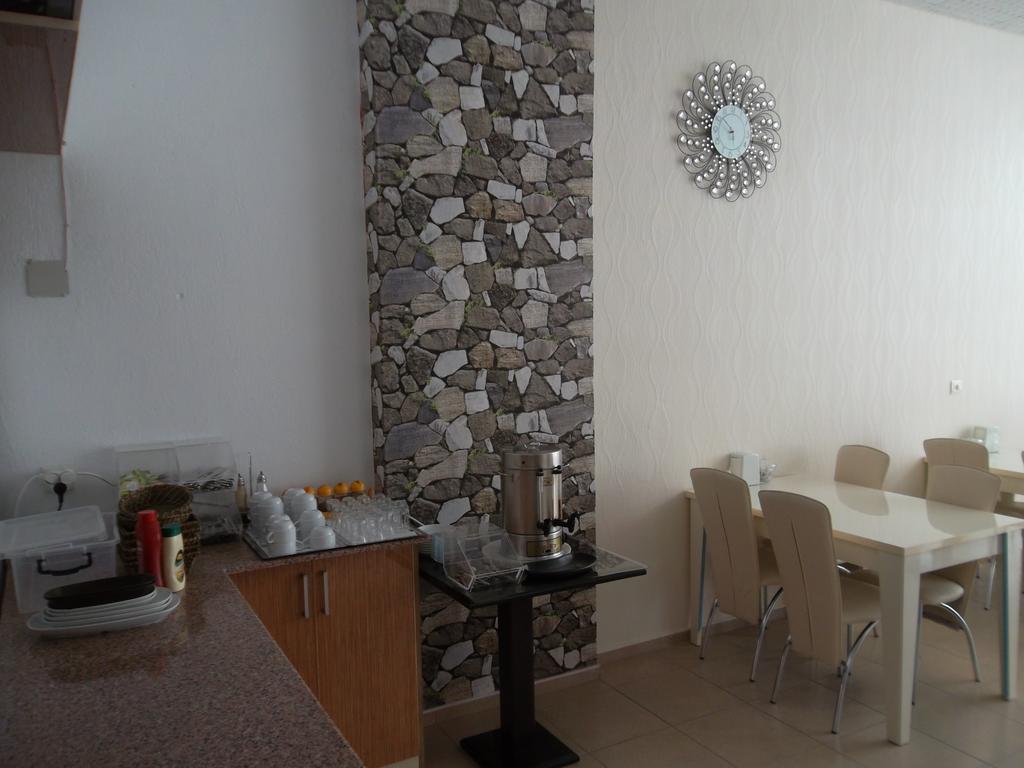 Konak Hotel Mut Exteriér fotografie